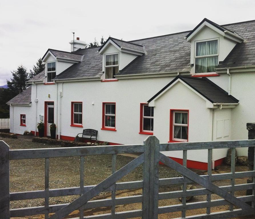 The Old School House Villa Clifden Luaran gambar